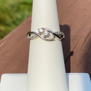 10K GOLD Diamond Three Stone Ring